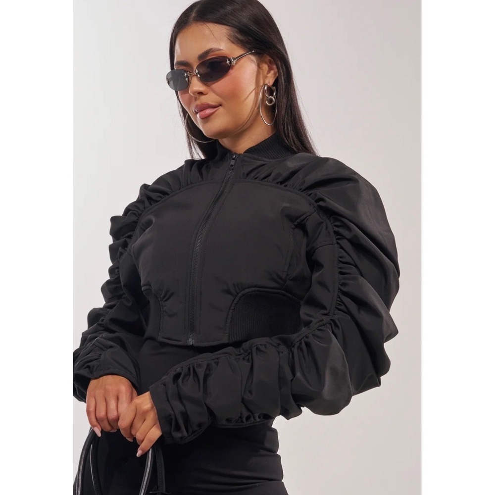 Akira Nothing to it Cropped Black Bomber Jacket Ruched Zip Up Womens Large NEW